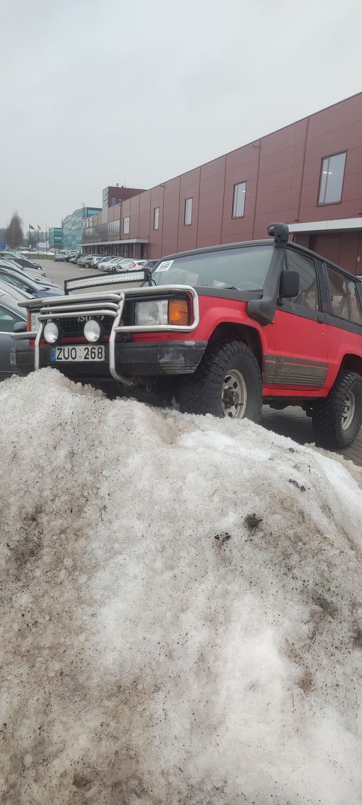 isuzu Trooper 